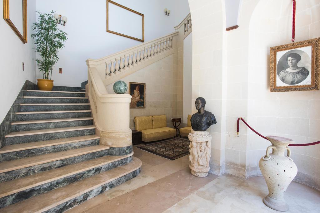 Palazzo Scarciglia - Dimora D'Epoca Minervino di Lecce Exterior photo